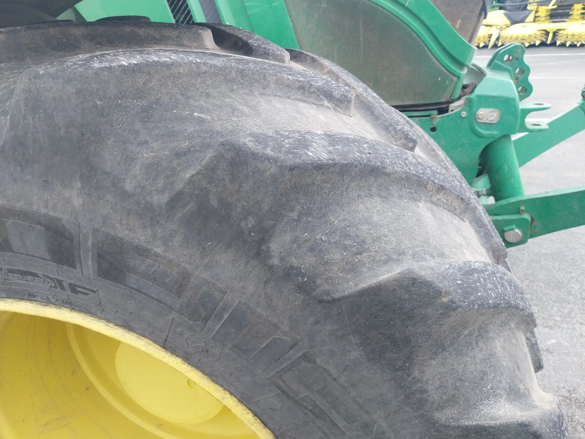 Image JOHN DEERE TRACTEUR 6210R