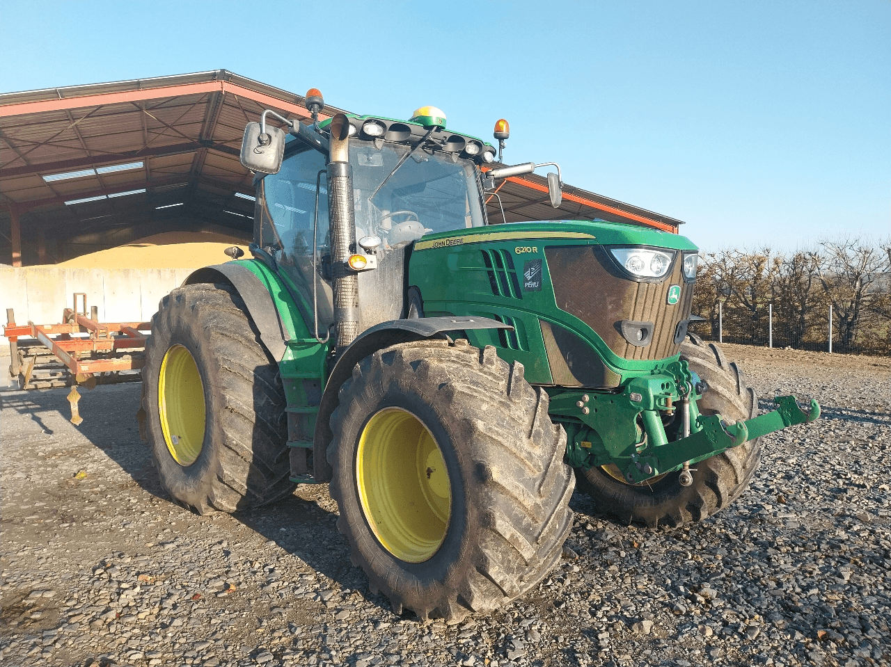 Image JOHN DEERE TRACTEUR 6210R