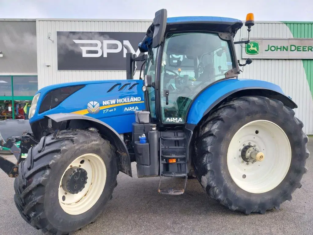 Image NEW HOLLAND TRACTEUR T7.195S NEW HOLLAND