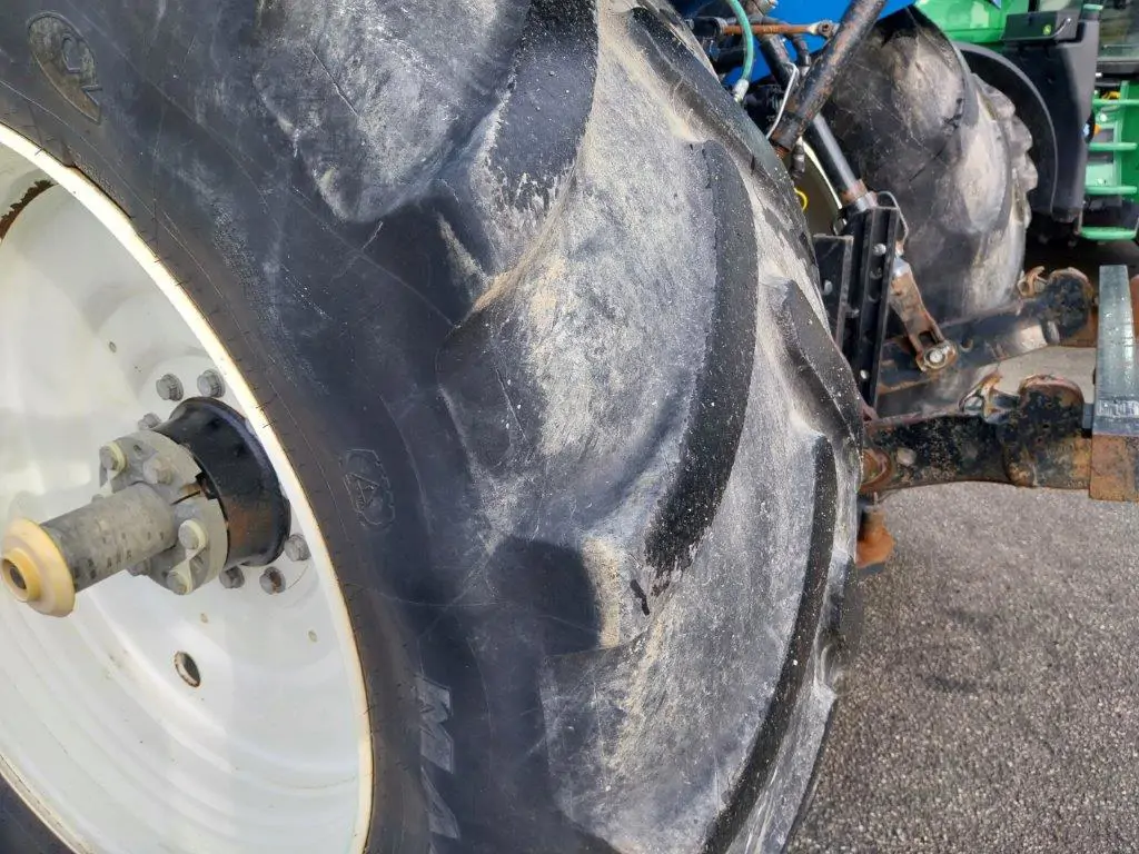 Image NEW HOLLAND TRACTEUR T7.195S NEW HOLLAND