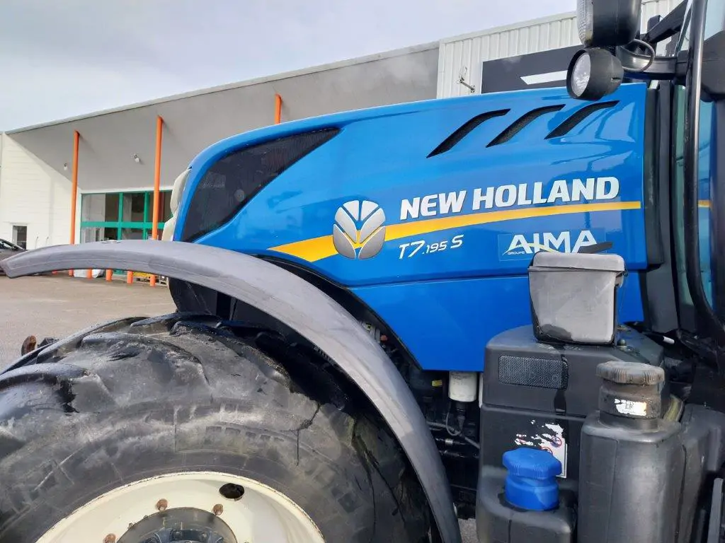 Image NEW HOLLAND TRACTEUR T7.195S NEW HOLLAND