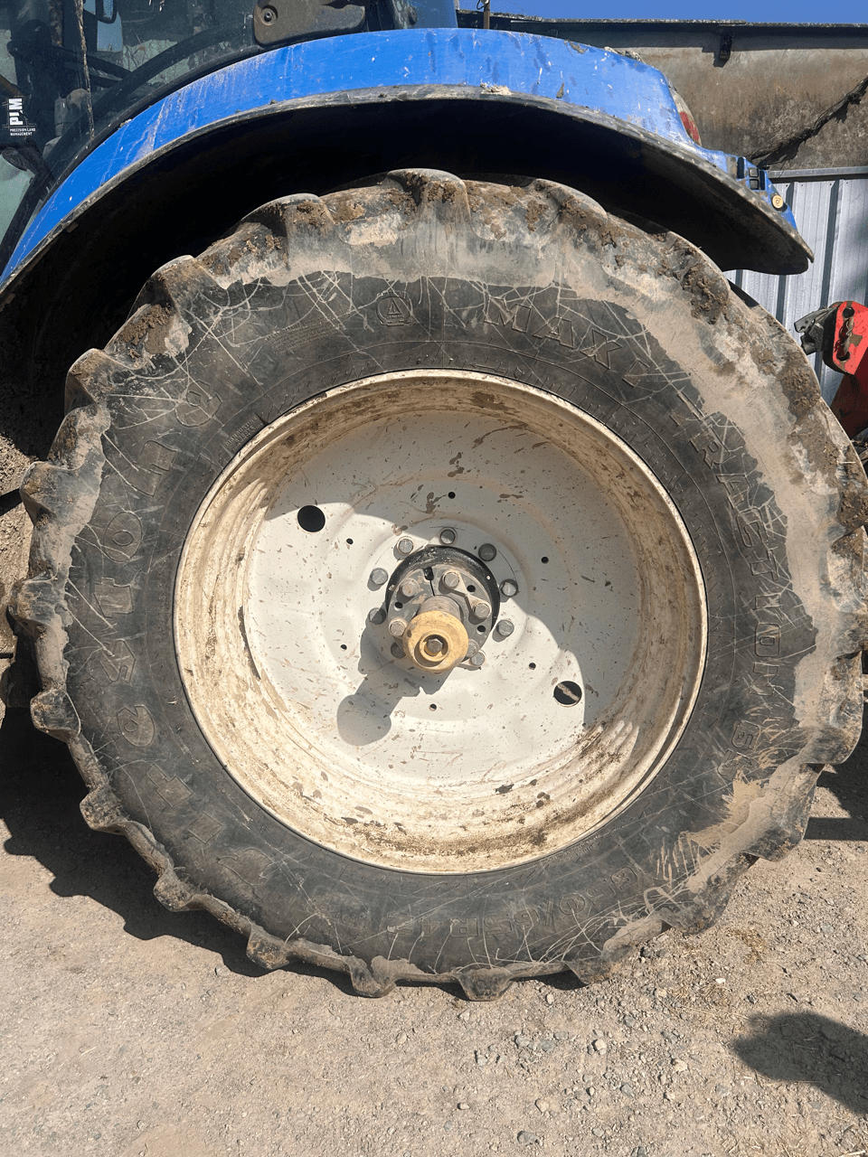 Image NEW HOLLAND TRACTEUR T7.195S NEW HOLLAND