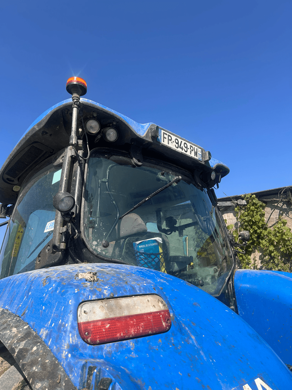 Image NEW HOLLAND TRACTEUR T7.195S NEW HOLLAND