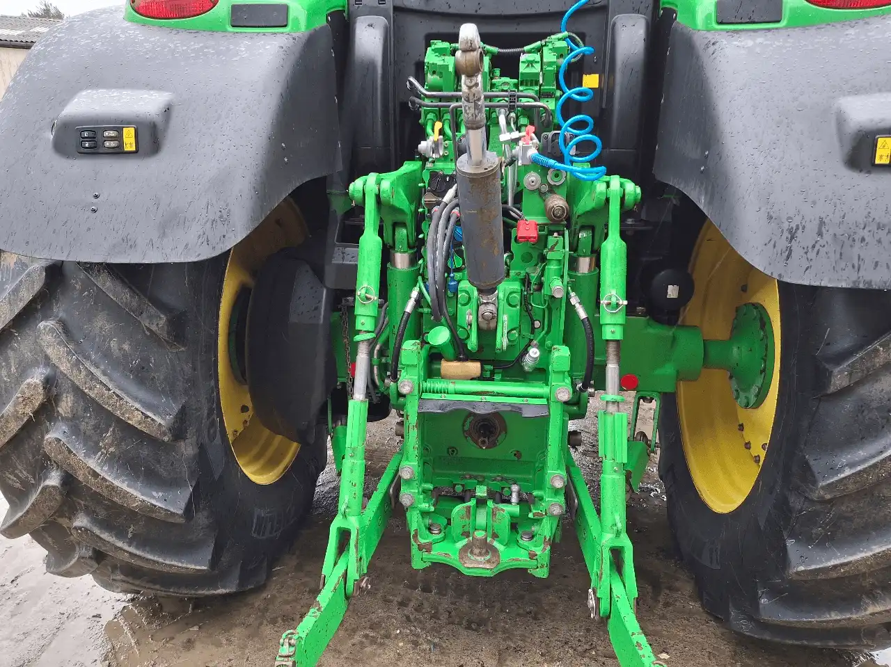Image JOHN DEERE TRACTEUR JOHN DEERE 6195R