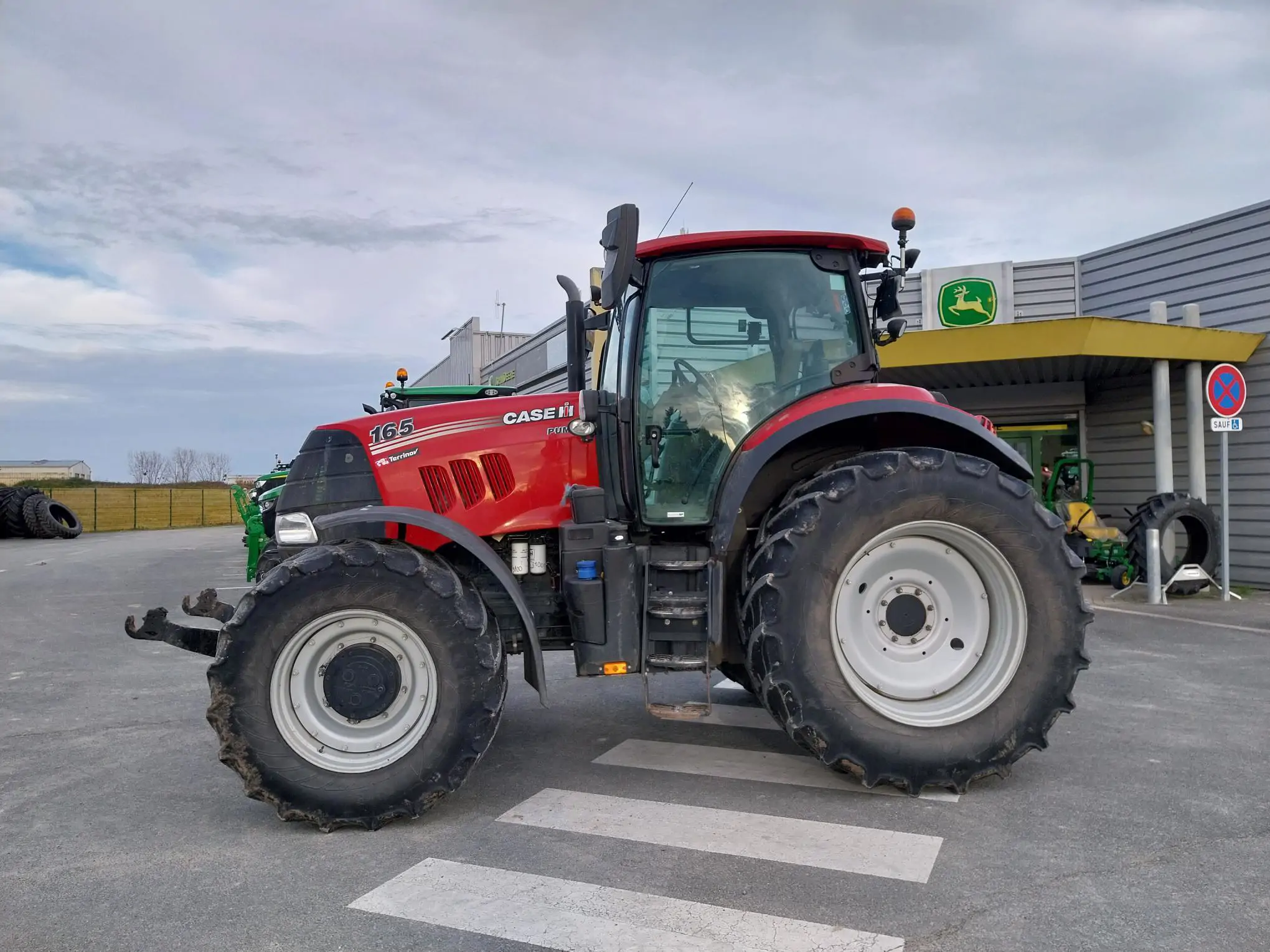 Image CASE TRACTEUR CASE PUMA 165