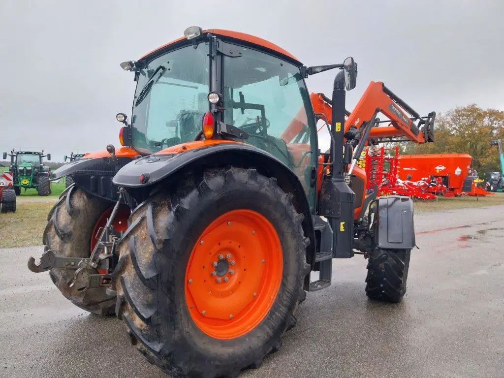Image KUBOTA M135GX