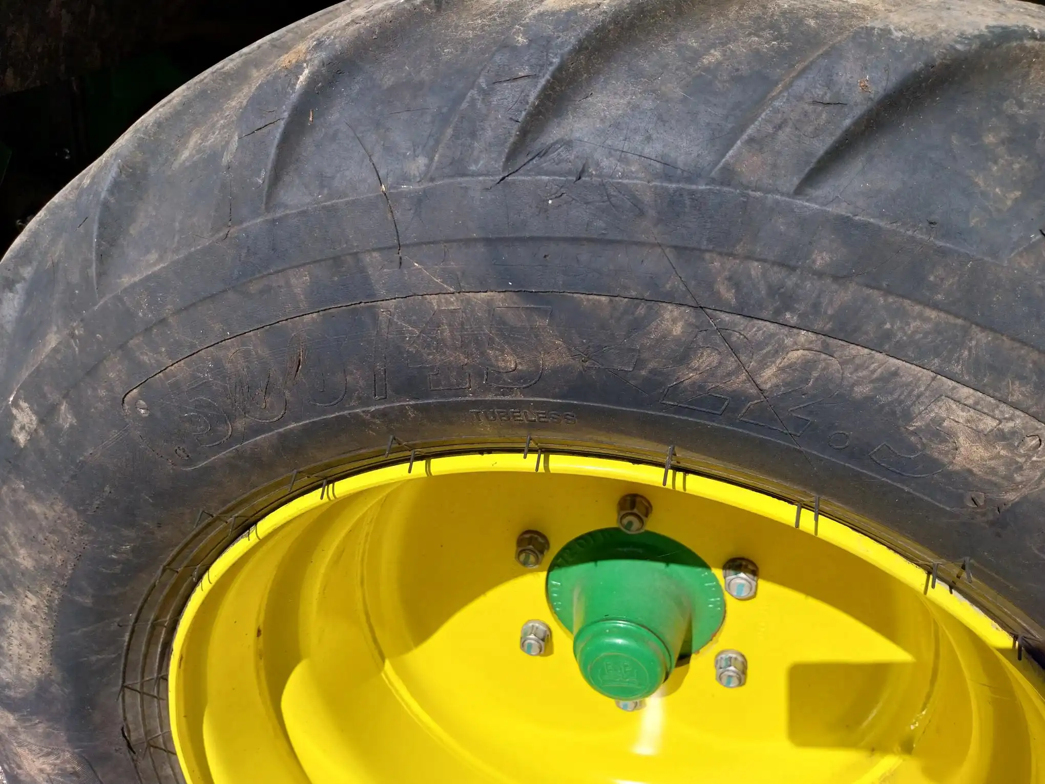 Image JOHN DEERE PRESSE ENRUBANNEUSE JD C441R