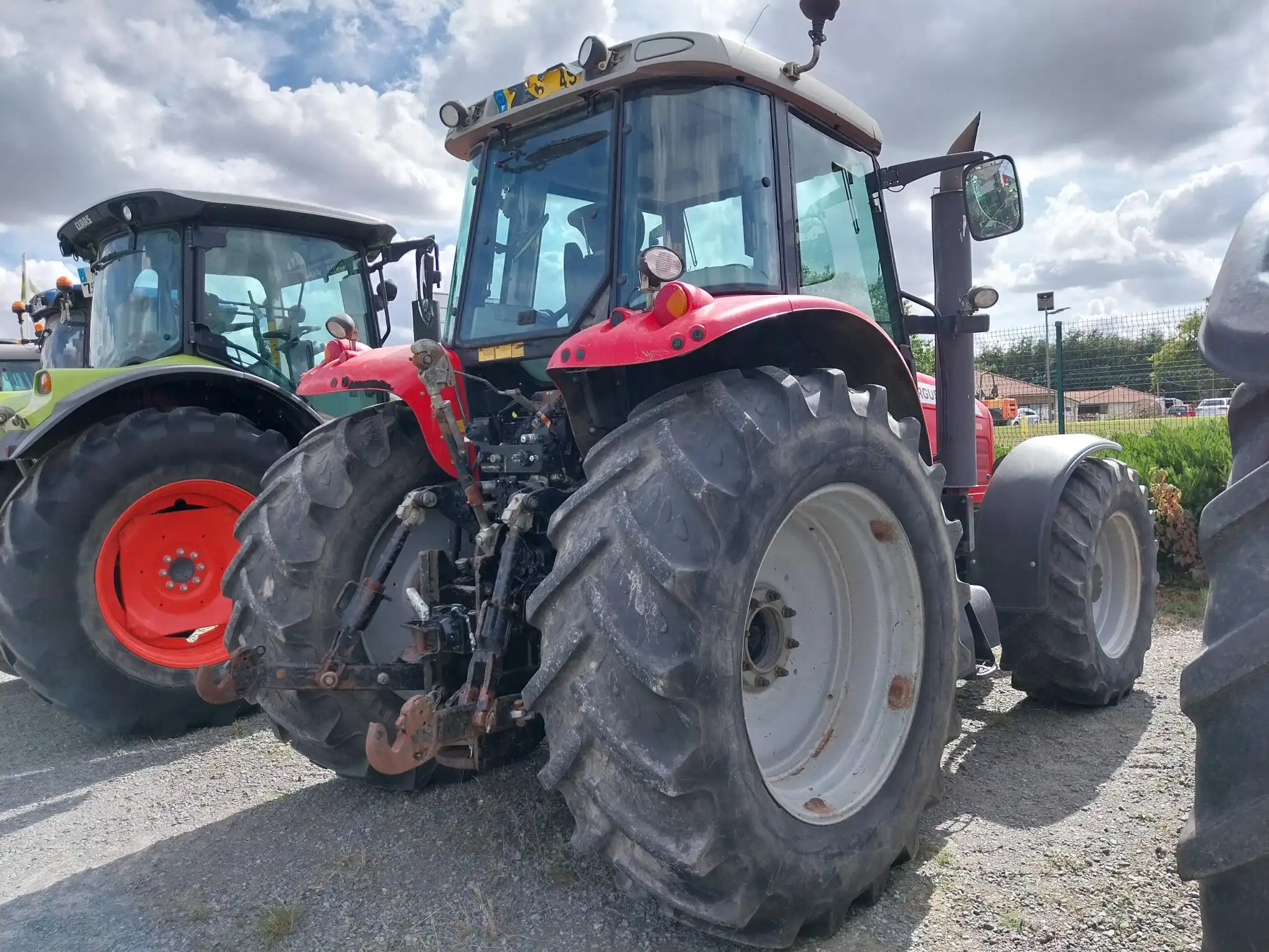 Image MASSEY FERGUSON TRACTEUR MASSEY FERGUSON 7465