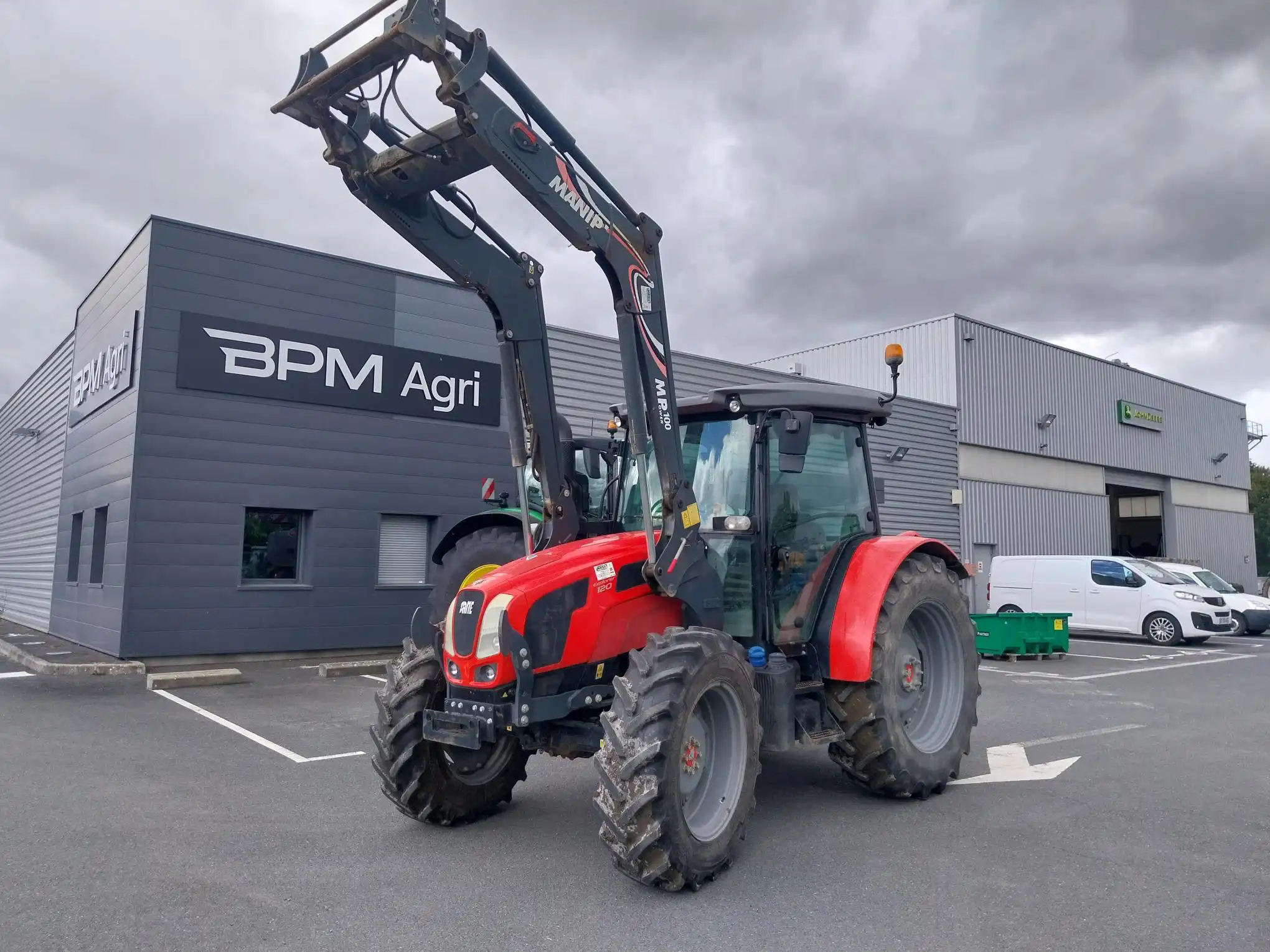 Photo SAME TRACTEUR SAME EXPLORER 120