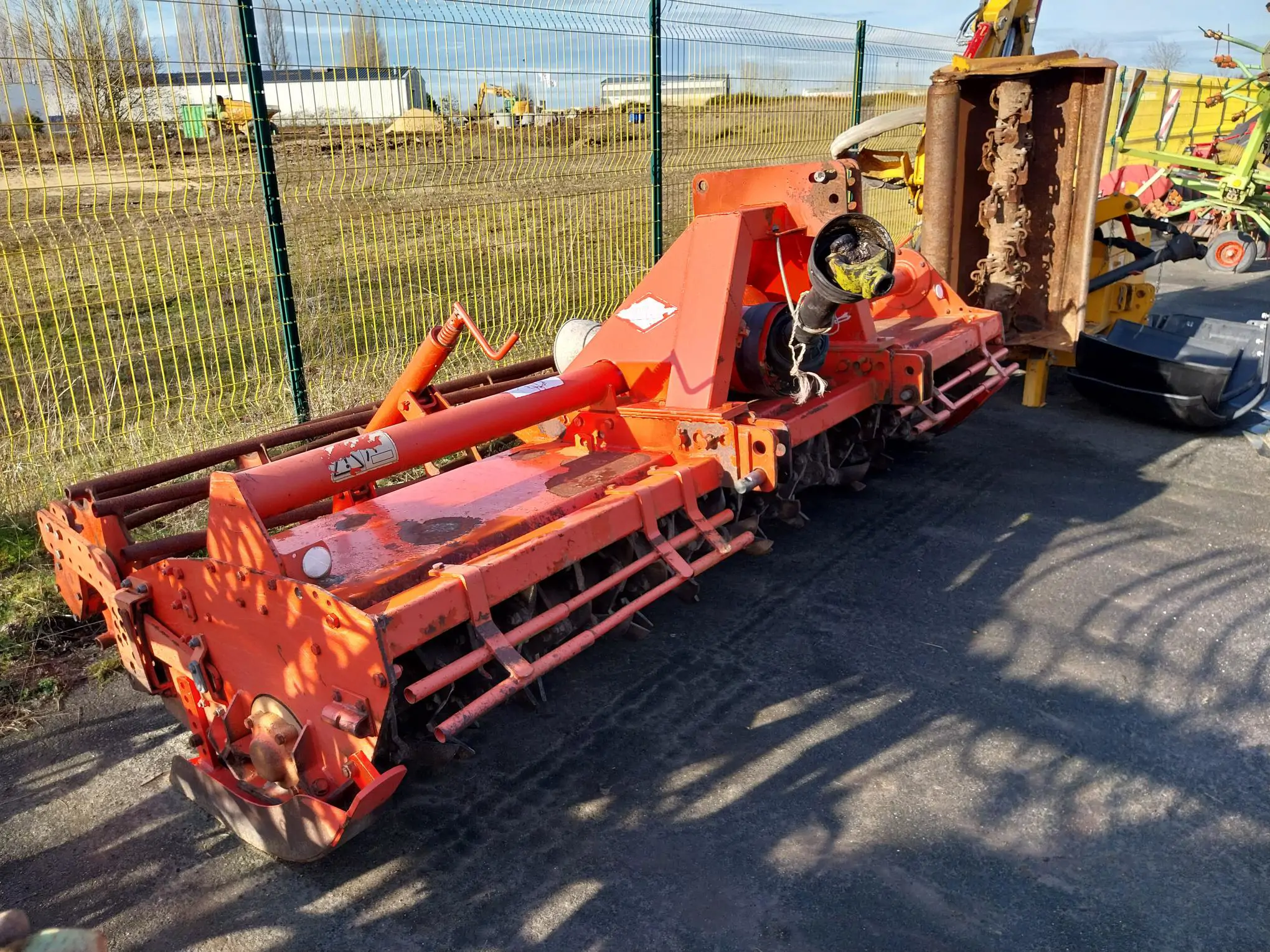 Image KUHN FRAISE ROTATIVE EL 142