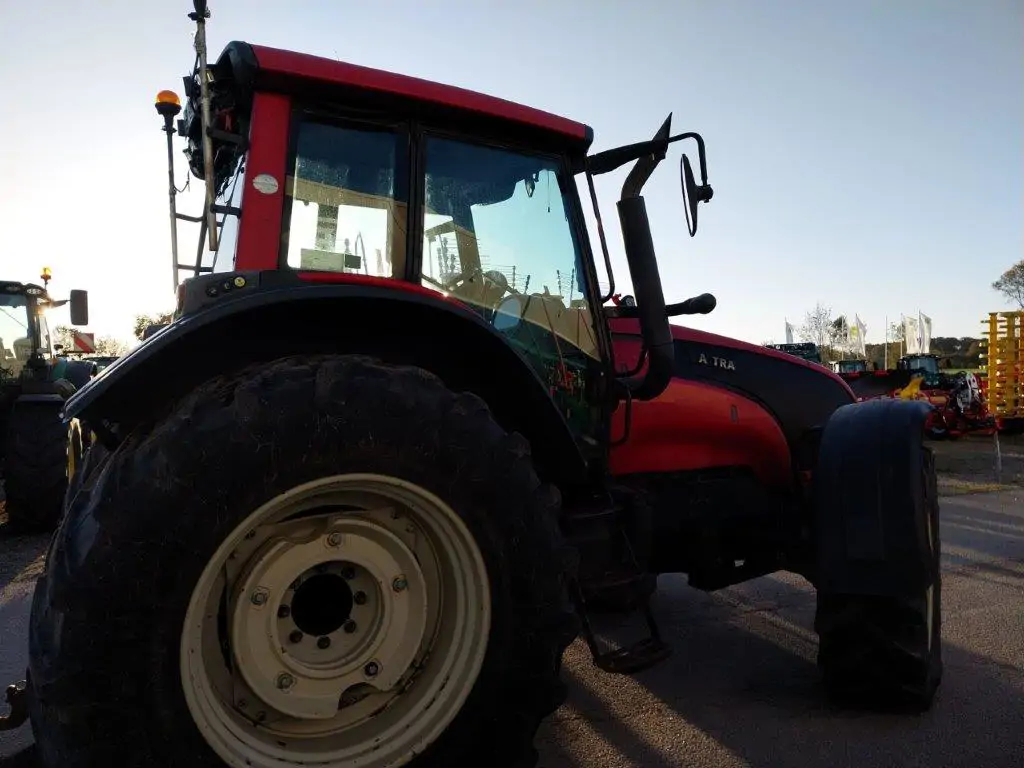 Image VALTRA VALMET TRACTEUR VALTRA T151E OCC
