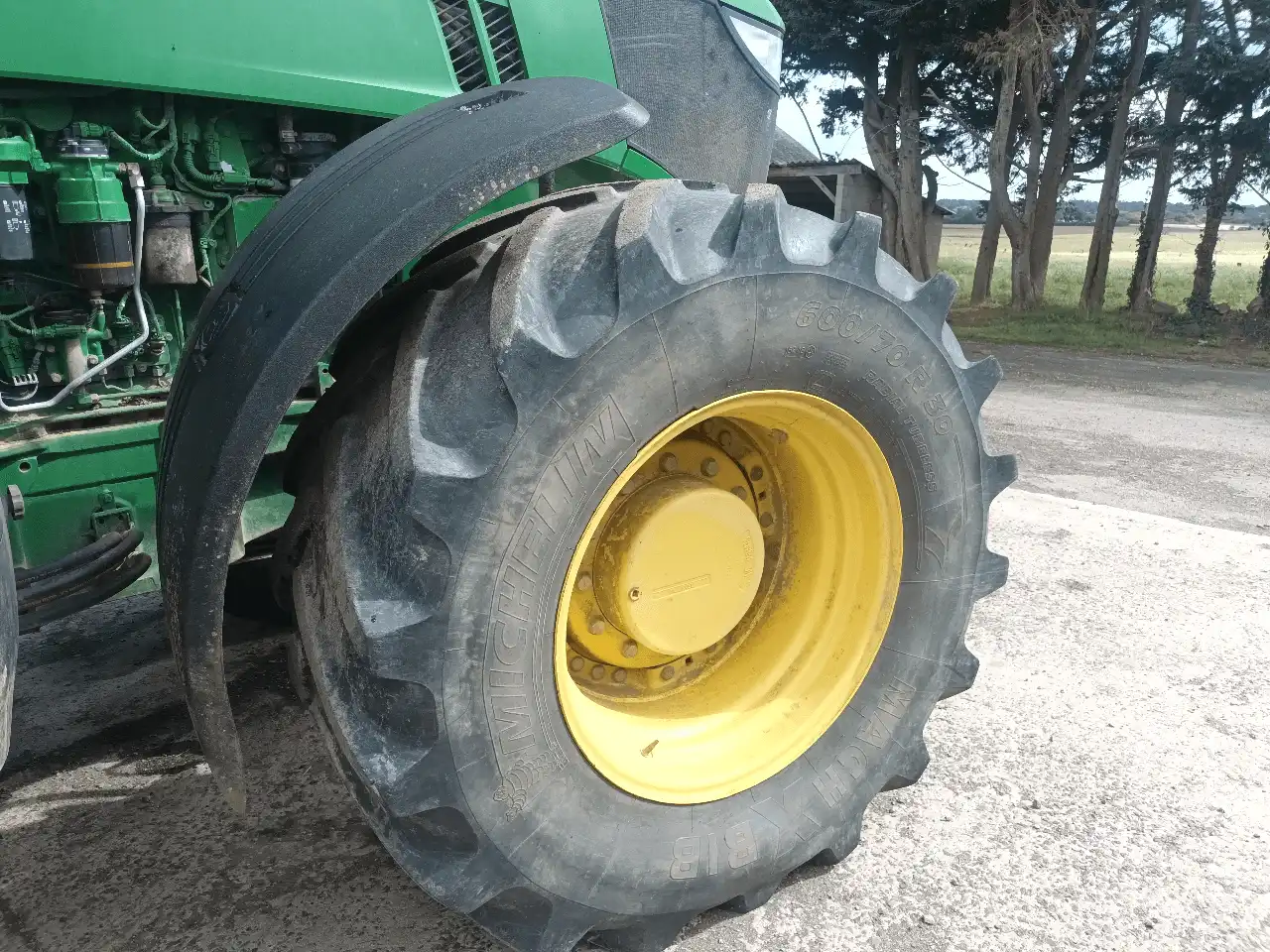 Image JOHN DEERE TRACTEUR JOHN DEERE 7215R