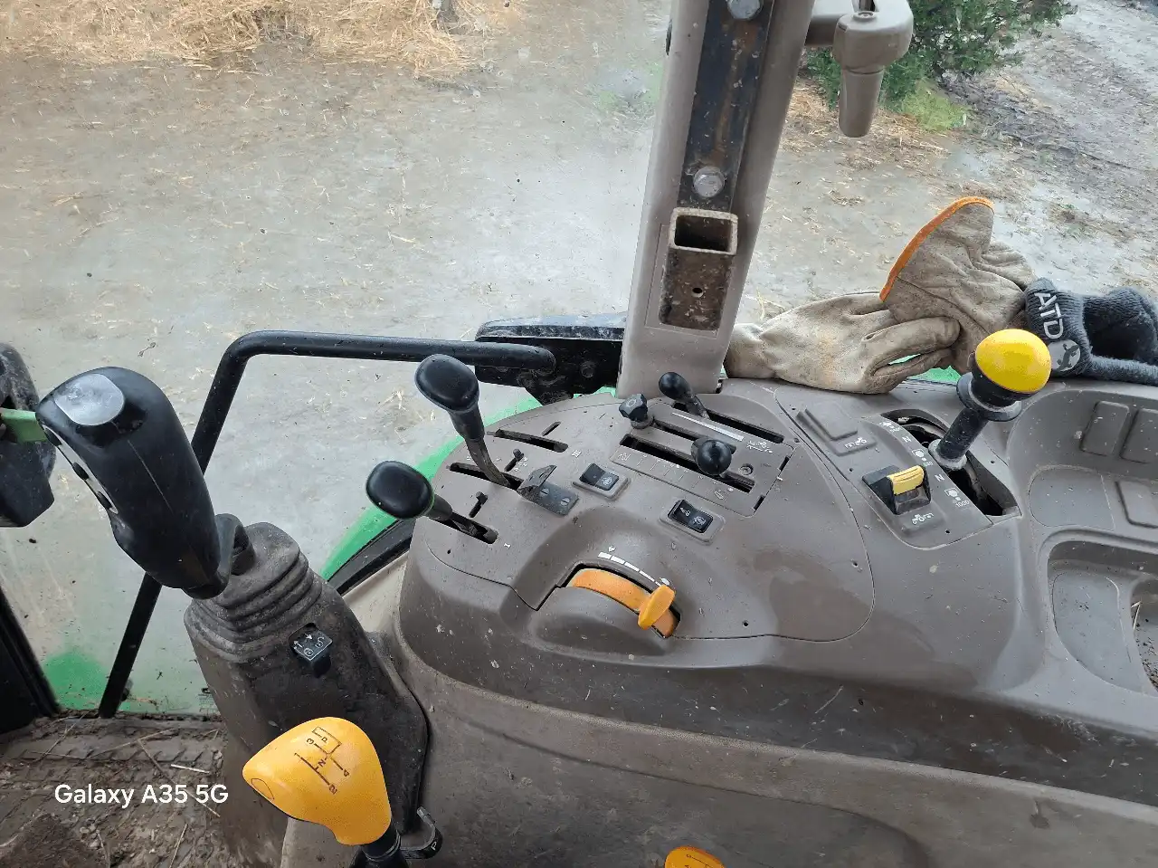 Image JOHN DEERE TRACTEUR JOHN DEERE 5070M