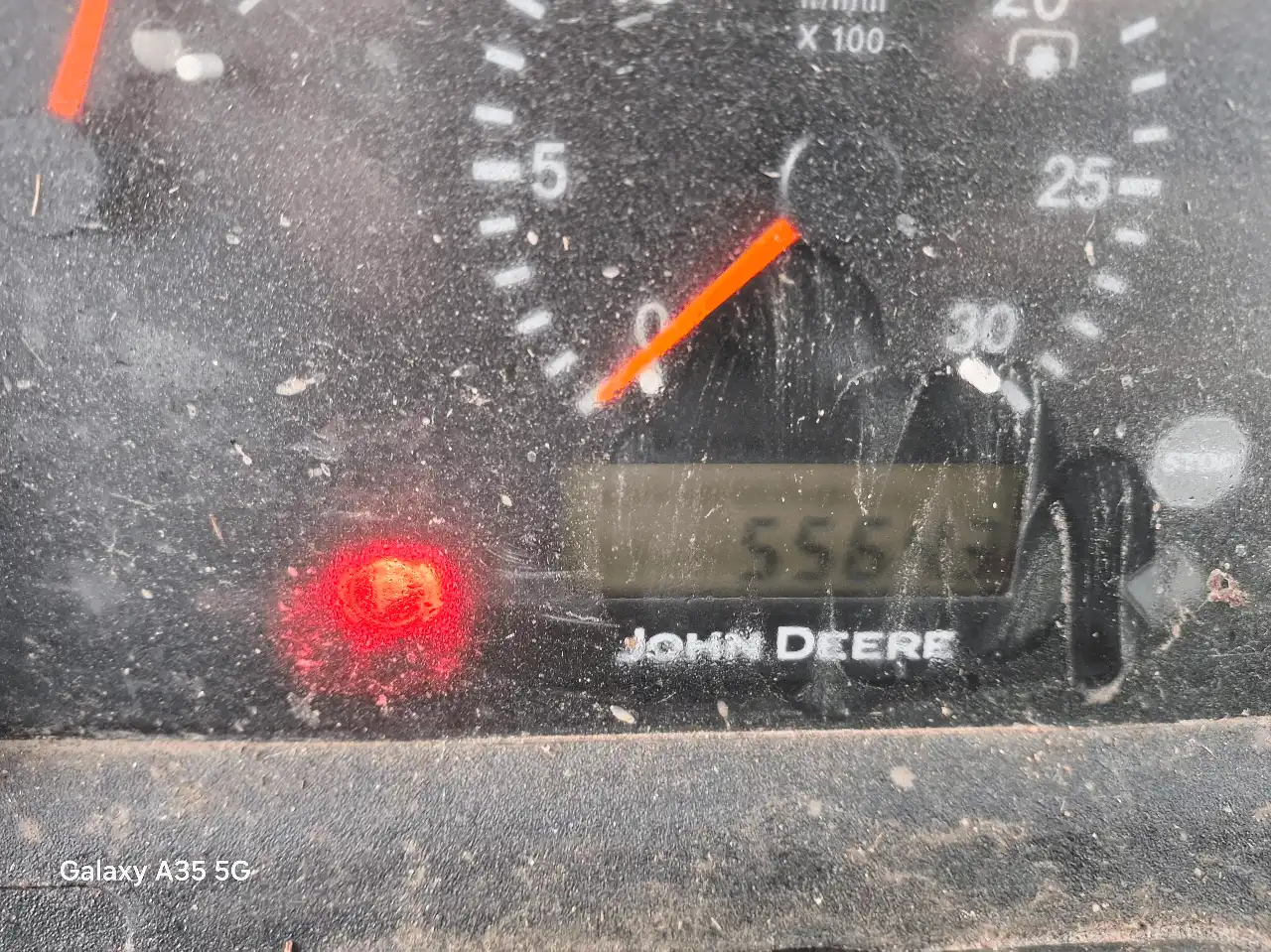 Image JOHN DEERE TRACTEUR JOHN DEERE 5070M