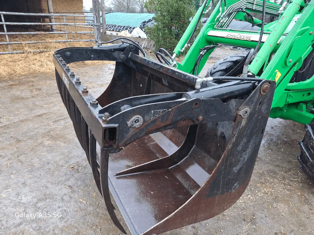 Image JOHN DEERE TRACTEUR JOHN DEERE 5070M